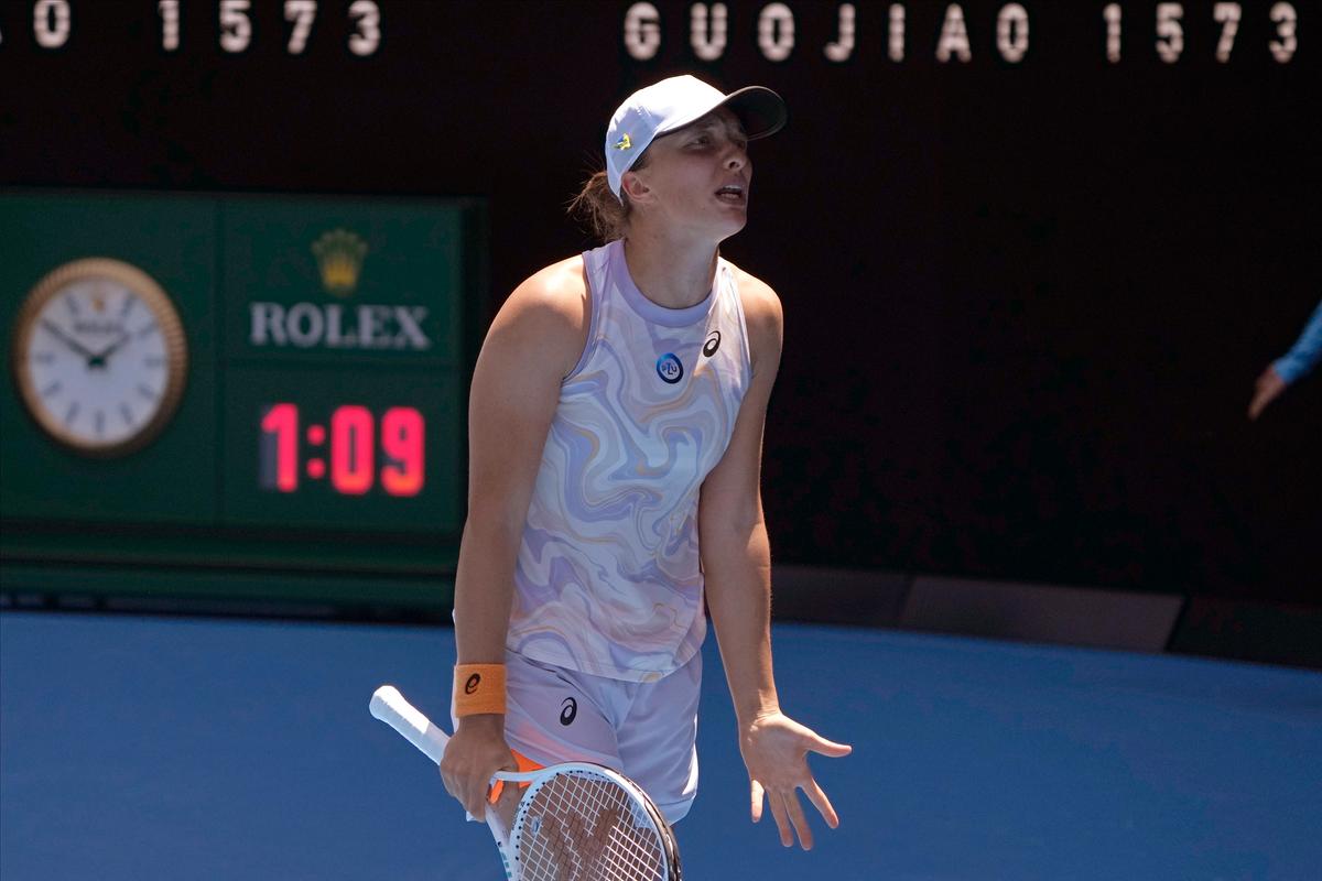 Swiatek, Gauff Lose at Australian Open; Korda in 1st Slam QF