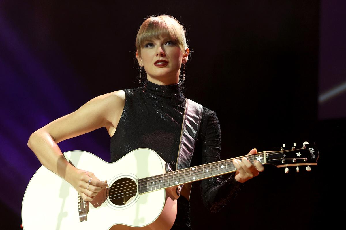 Taylor Swift Regains Full Ownership of Her Music Catalog After Yearslong Effort