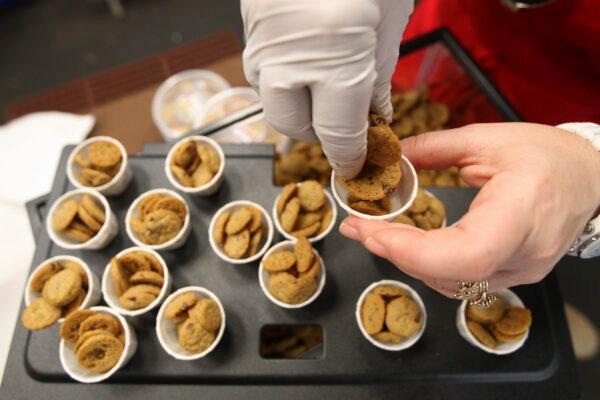 A baker sells marijuana cookies at the medical marijuana farmers market at the California Heritage Market in Los Angeles on July 11, 2014.  (David McNew/Reuters)