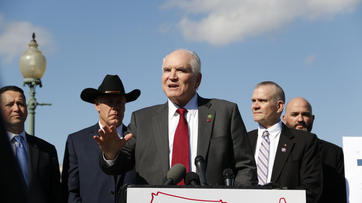 Surge of Drug Smugglers and Illegal Immigrants Cross the US-Canada Border