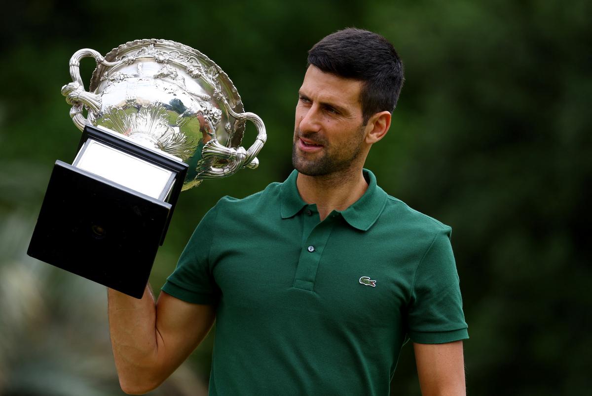 Djokovic Played Australian Open With 3 Centimeter Tear in Hamstring, Says Tiley