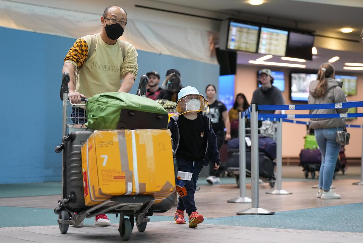 Canada Extends COVID Restrictions for Travellers From China, Hong Kong, Macau Until April