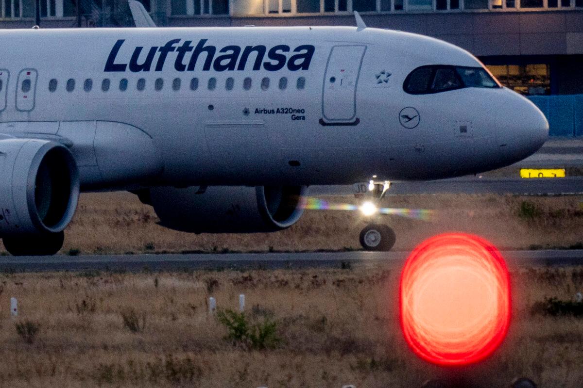 A Lufthansa aircraft rolls to the parking position at the airport in Frankfurt, Germany, on Sept. 1, 2022. (Michael Probst/AP Photo)