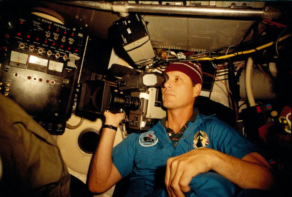 WHOI's Robert Ballard during the return to the Titanic wreck in July, 1986. (WHOI Archives/Woods Hole Oceanographic Institution/Handout via Reuters)