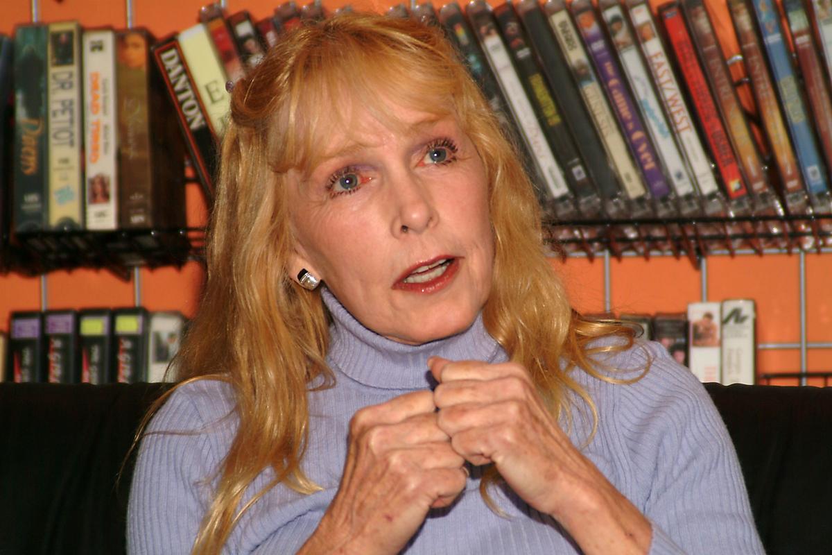 Stella Stevens, Star of ‘The Nutty Professor,’ Is Dead at 84