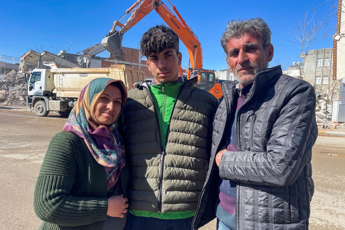 Turkish Teen Filmed ‘Last Moments’ From Quake-Hit Apartment