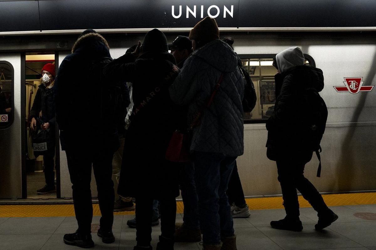 Toronto Police Say Man Pushed Onto Subway Tracks, No Injuries Reported