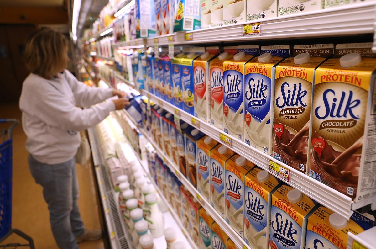 Plant-Based Milk Can Be Called ‘Milk’: FDA Proposes Draft Labeling Guidance