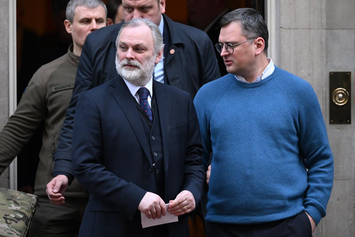 UK Won’t Be Deterred by Putin’s Nuclear Threats, National Security Adviser Says