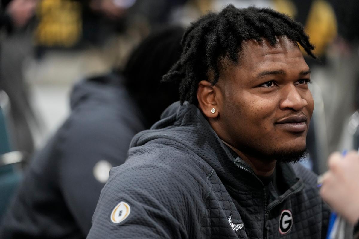 Georgia Star Jalen Carter Charged With Racing in Fatal Wreck