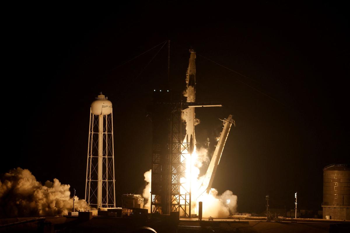 US, Russia, UAE Astronauts Head to International Space Station on SpaceX Rocket