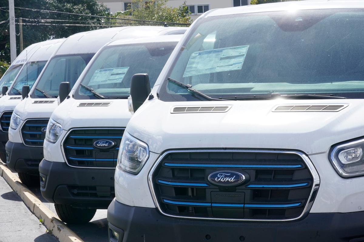 Ford to Raise Production as US Auto Sales Start to Recover