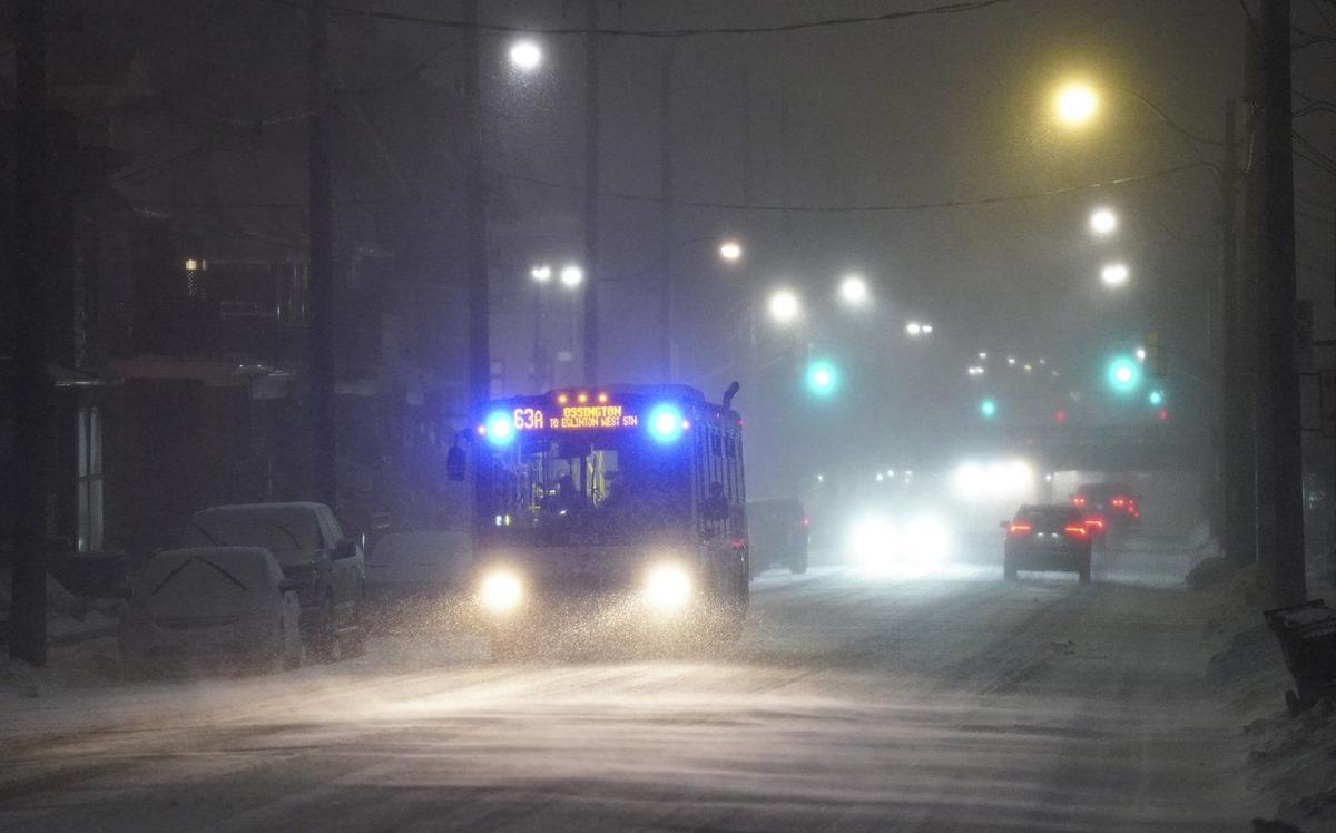 Major Winter Storm Brings Heavy Snow to Parts of Ontario, Causes Flight Cancellations