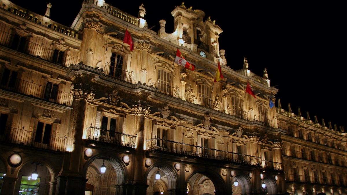 Sunny Salamanca, Spain’s Sandstone Gem