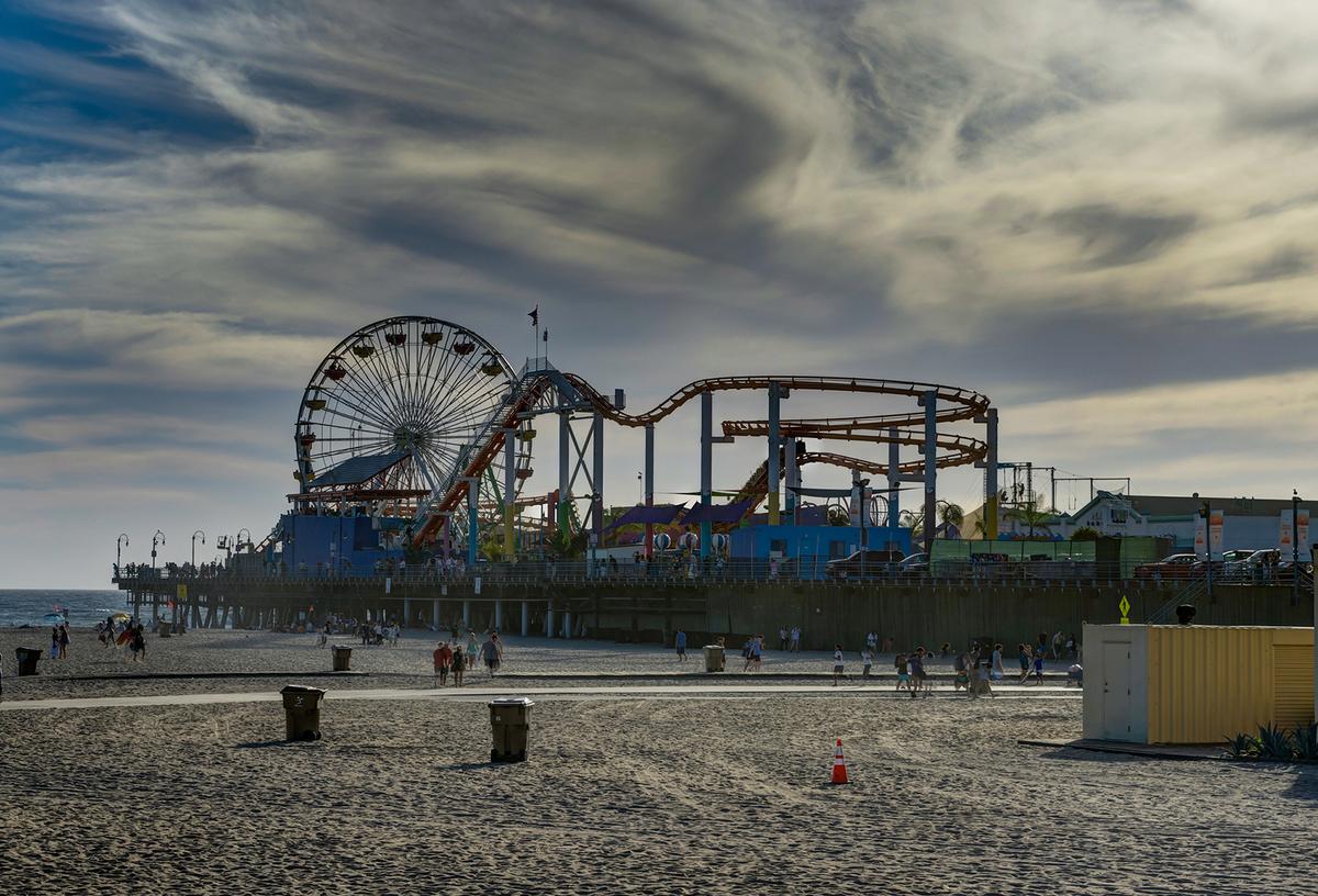 Sea Dragon Ride on Santa Monica Pier Swings Into Retirement