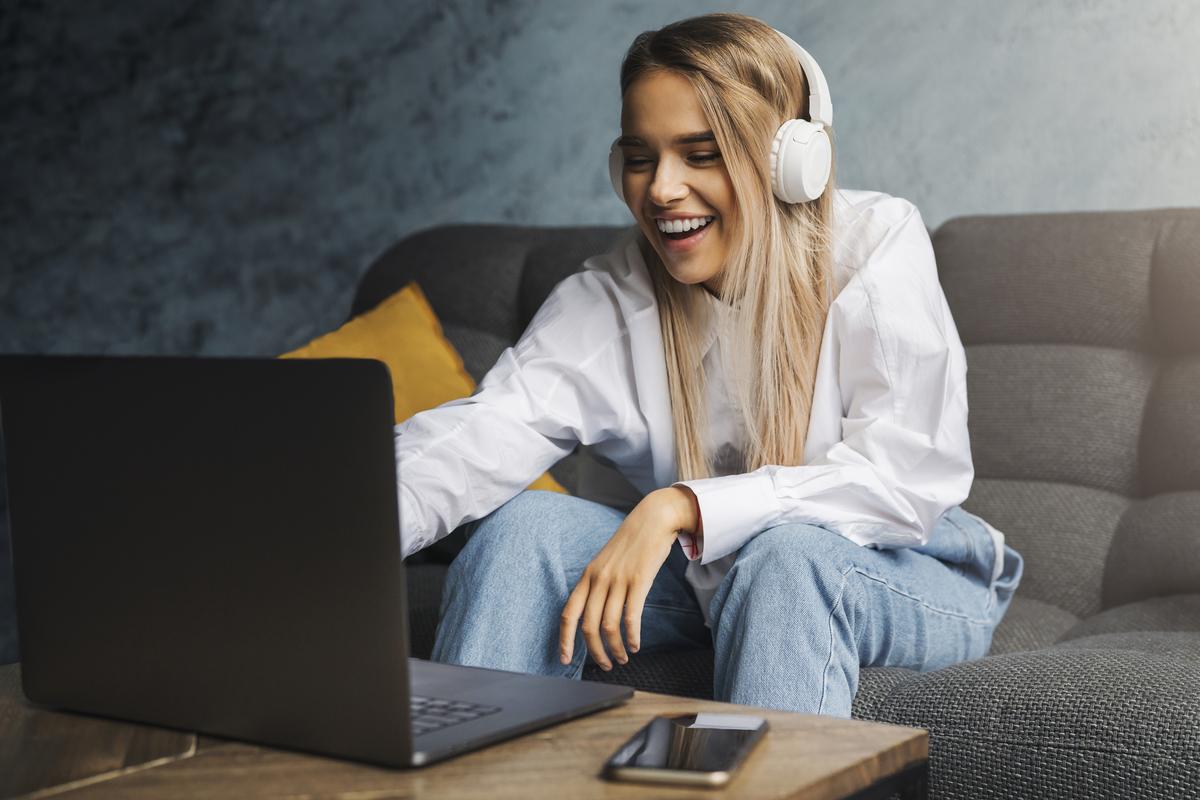 Family Finances: Get a Handle on Subscription Costs