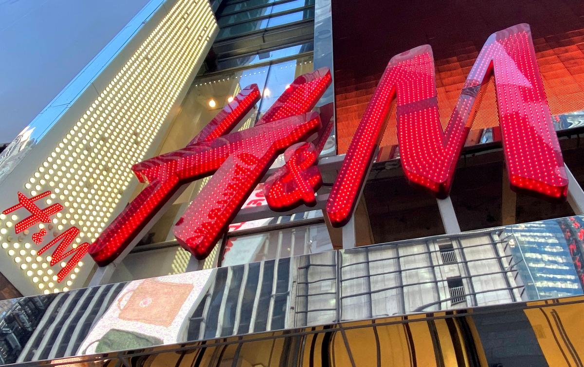 H&M Reports Surprise Q1 Profit