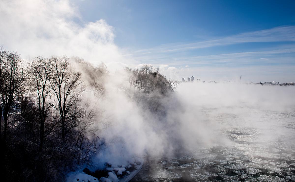 Police Say Six Bodies Found Near Akwesasne, Que, Near US Border: Mohawk Police