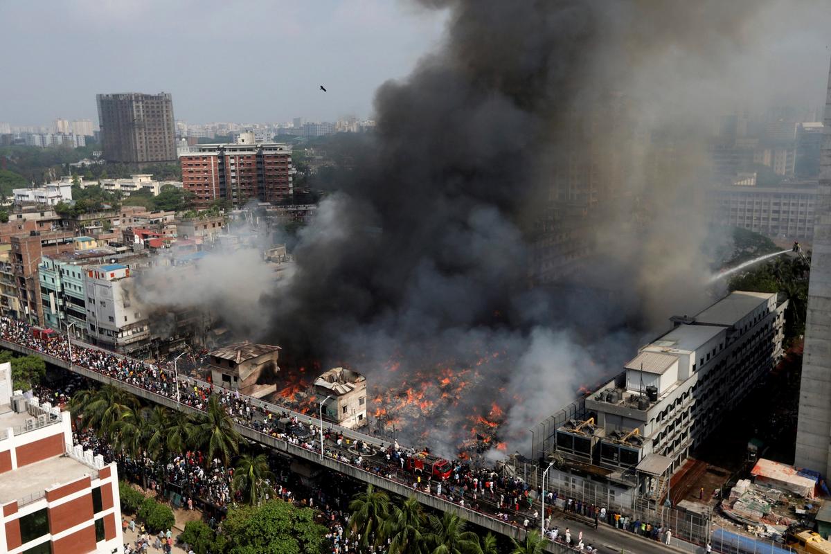 Fire Races Through Clothing Market in Bangladesh Capital