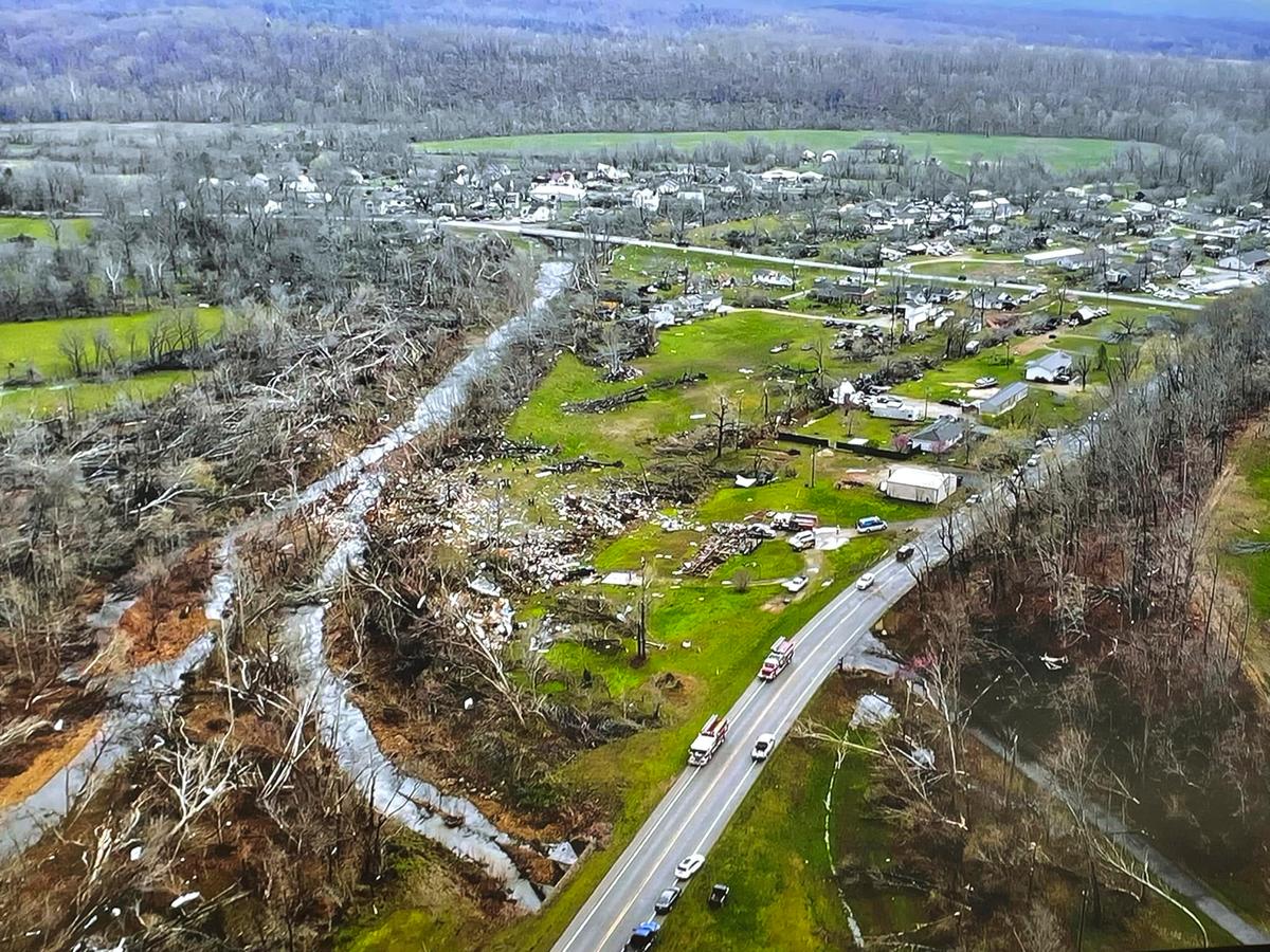 Predawn Missouri Tornado Kills at Least 5, Sows Destruction