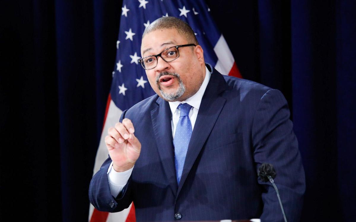 Manhattan DA Receives Package of White Powder for a Second Time