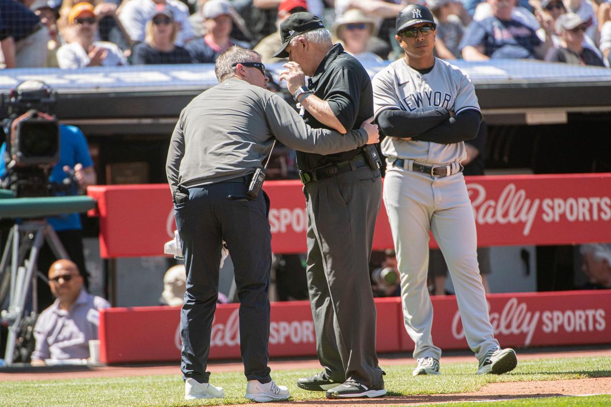 Umpire Vanover Released From Hospital After ‘Scary’ Beaning