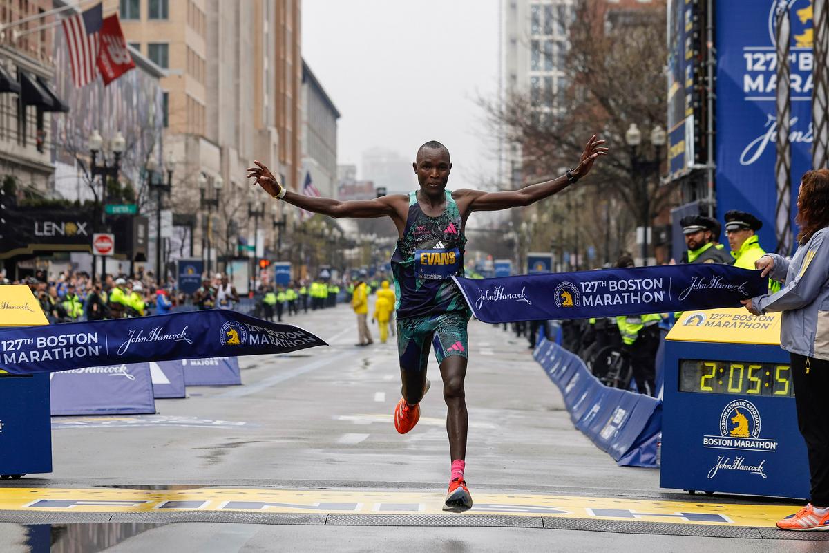 Boston Marathon Sweep for Kenya, but Not Favorite Kipchoge