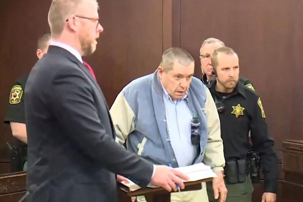 Kansas City Homeowner Pleads Not Guilty to Assault in Shooting of Teen