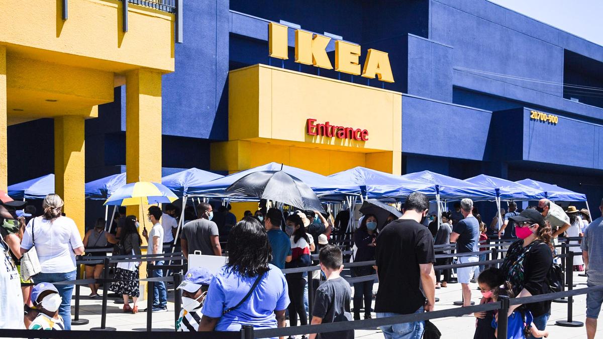 Major Retailer to Invest $2.2 Billion in US, Add Over 2,000 Jobs