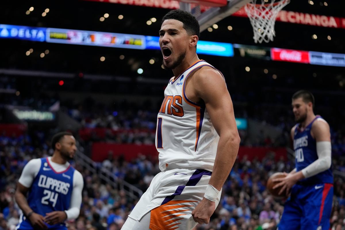 Booker Has 45 Points, Suns Top Leonard-Less Clippers 129–124