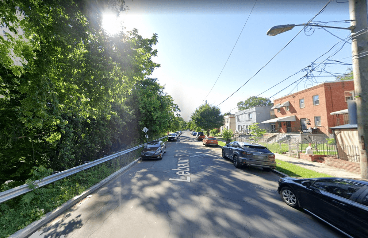 Police: 8 People, Including Girl, Wounded in 2 DC Shootings