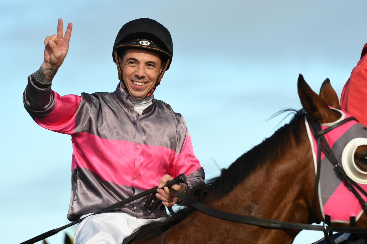Australian Jockey Holland Dies After Fall