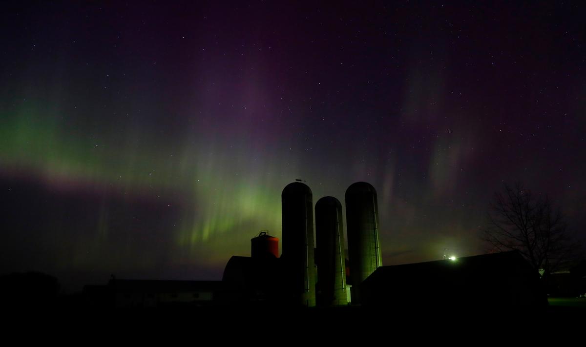 Severe Solar Storm Creates Dazzling Auroras Farther South