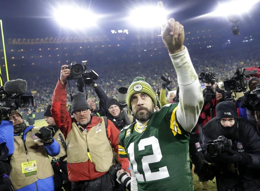 Aaron Rodgers Posts Goodbye Message to Packers Fans
