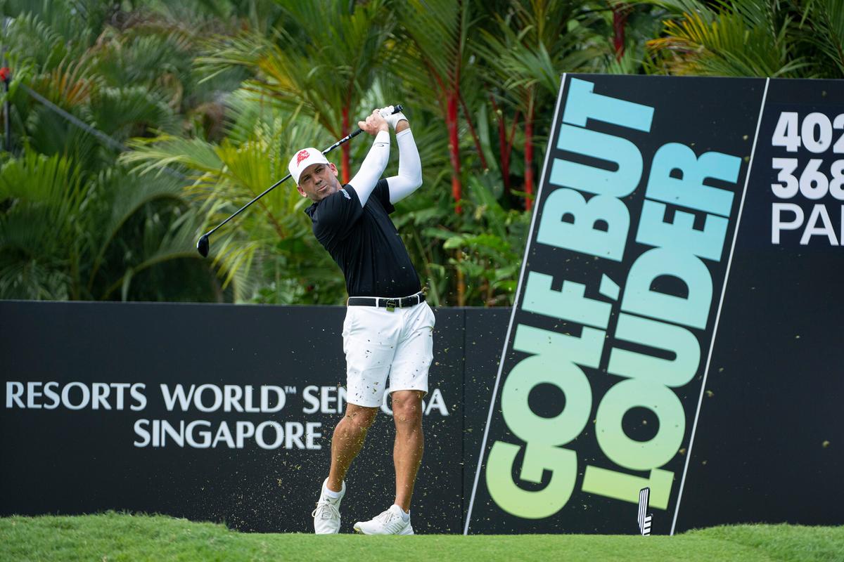 Sergio Garcia Tied for 2nd-Round Lead at LIV Singapore