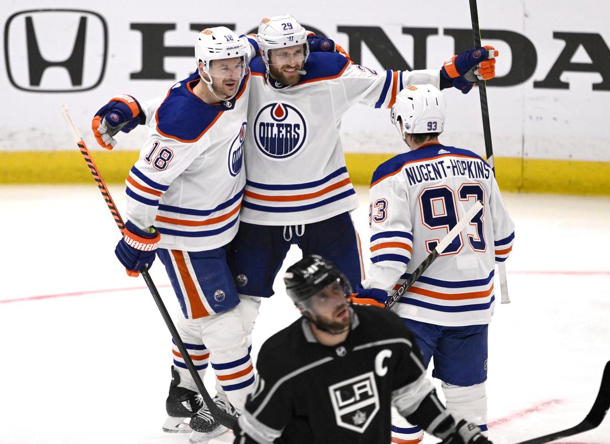 Oilers Advance to Second Round With 5–4 Victory Over Kings