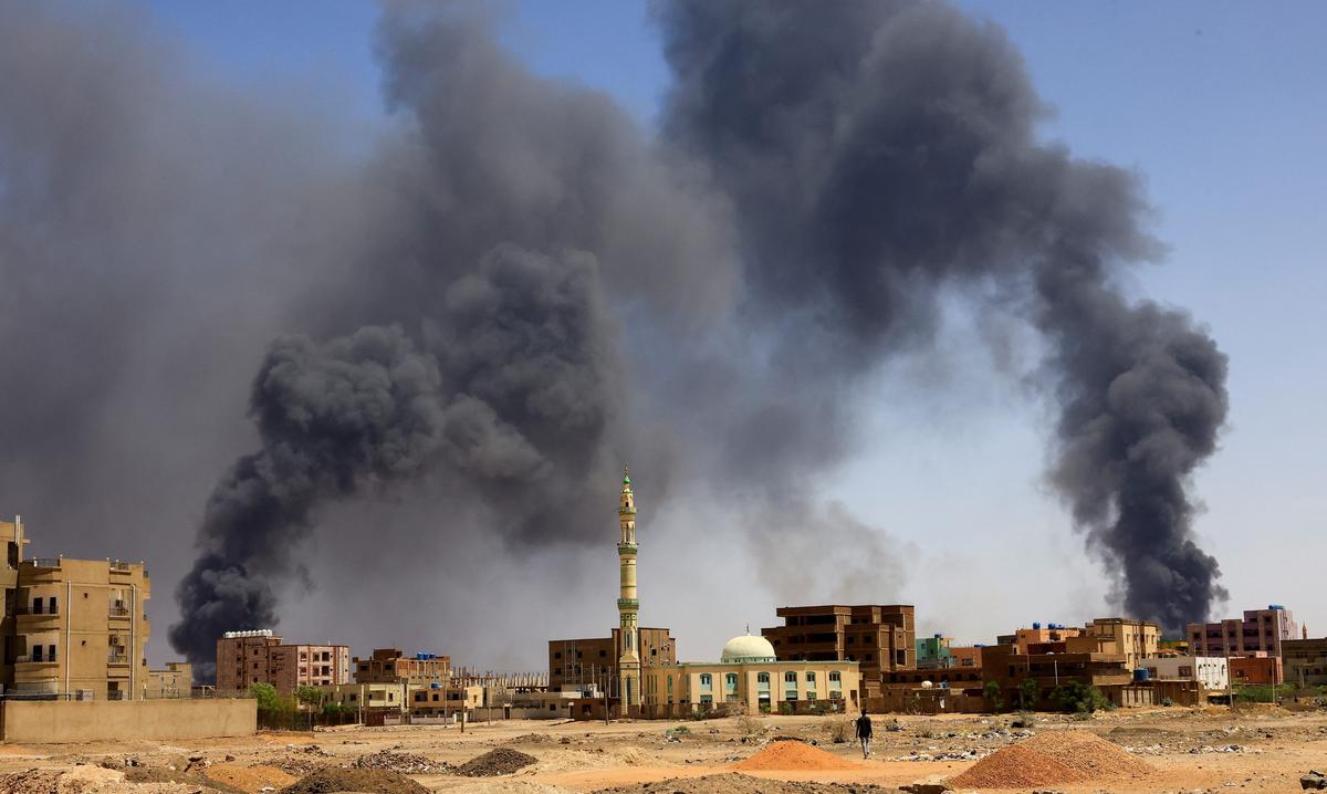 Sudan Conflict Could Prompt 800,000 People to Flee, UN Says