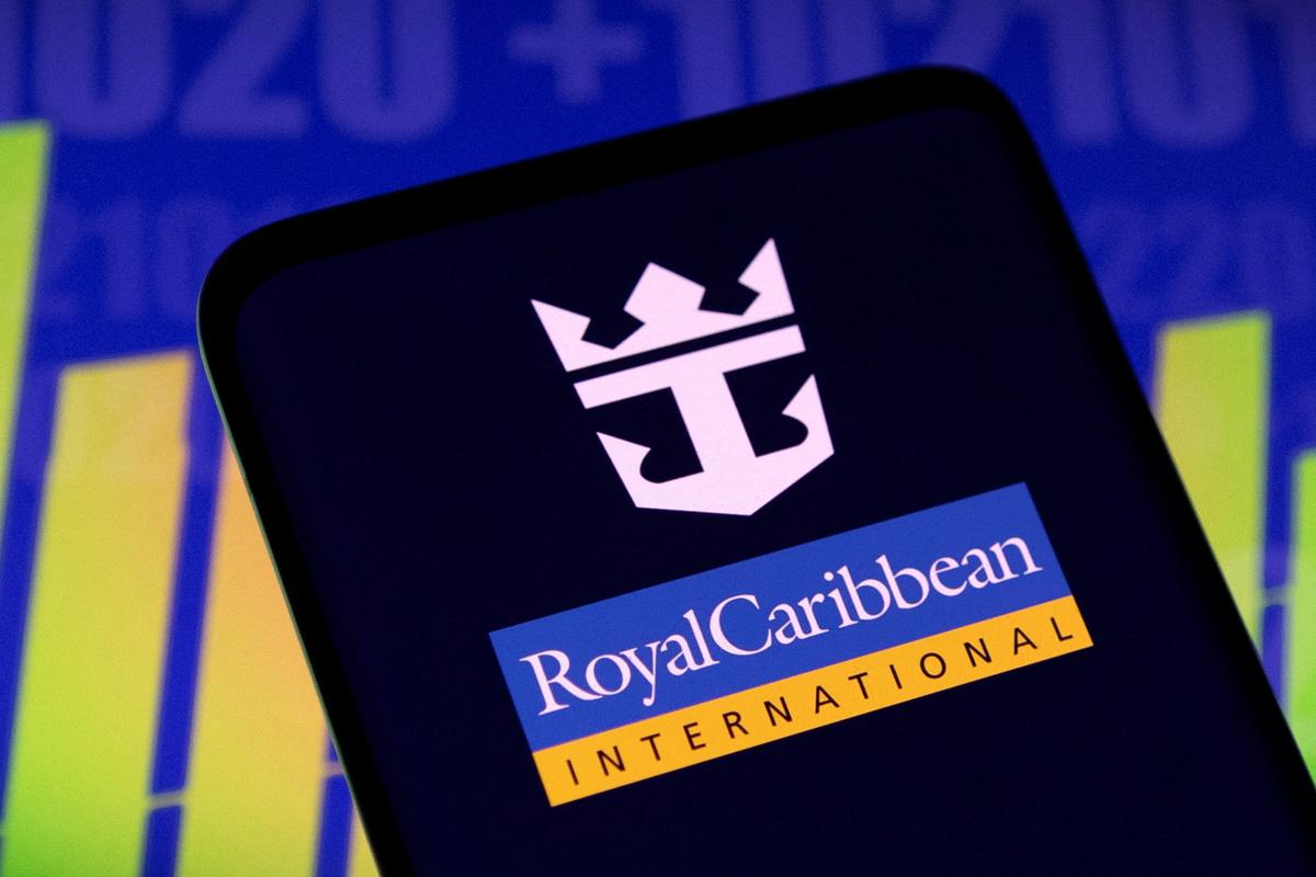 Royal Caribbean Raises Profit Forecast Buoyed by Travel Boom, Higher Prices