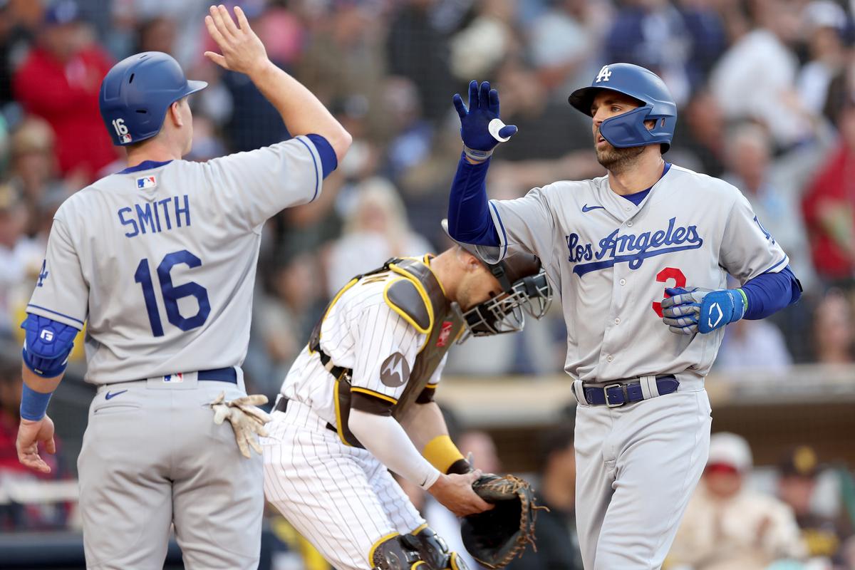 Taylor’s 2-run HR Lifts May, Dodgers to 2–1 Win Over Padres