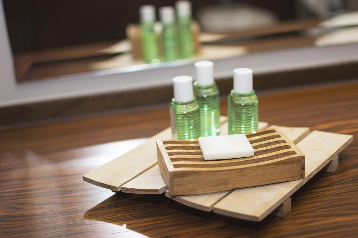 Dear Cheapskate: Oodles of Hotel Toiletries, Lawn Mower Agreement, and an IRS Goof-up, Too!