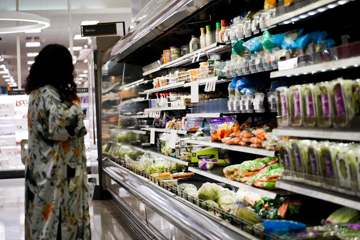 US First-Quarter GDP, Core Inflation Revised Higher