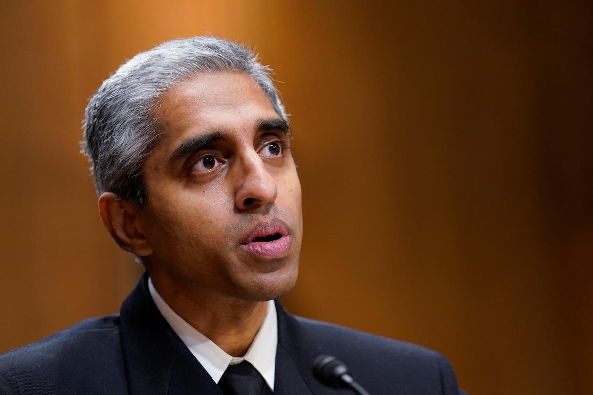 8 Tips for Parents and Teens on Social Media Use—From the US Surgeon General