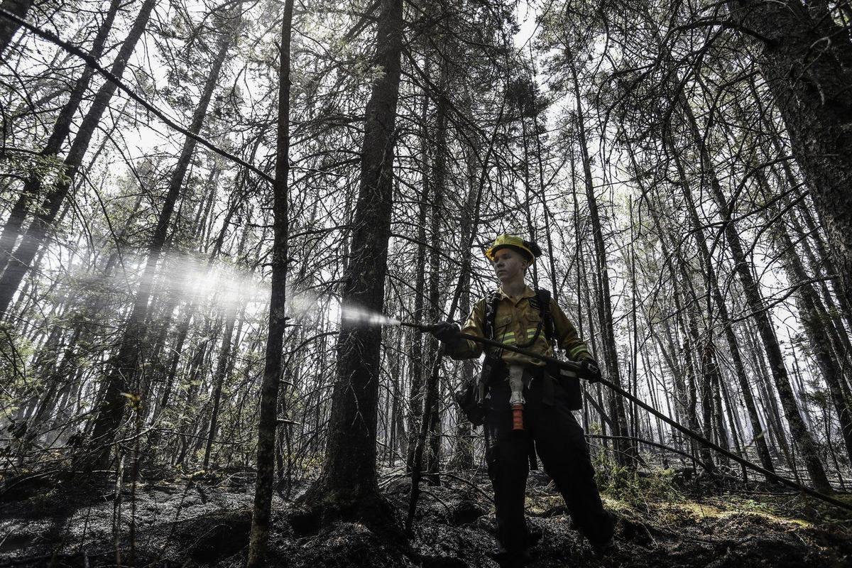 More Foreign Firefighters Expected to Arrive Today to Help Canada Battle Wildfires