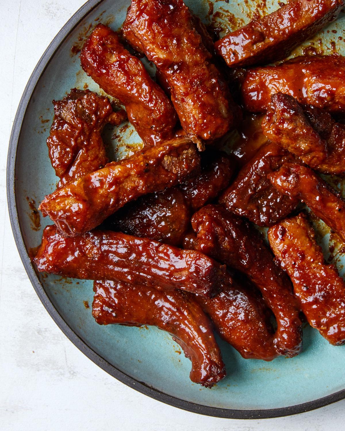 These Barbecued ‘Ribs’ Are Budget-Friendly, Extra Meaty and Delightfully Hands-Off