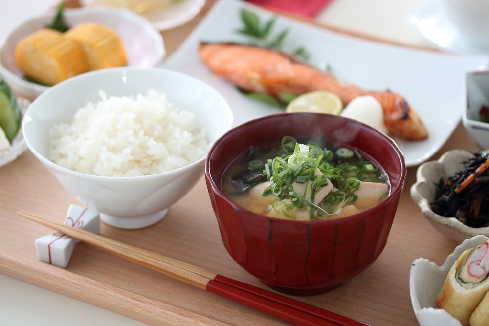 In TCM, it is believed that "decay enters the kidneys," and fermentation is considered a form of decay. Miso, a fermented food, can protect and nourish kidney qi (or kidney energy) when consumed in moderate amounts. However, excessive consumption may potentially hurt kidney qi. (nana77777/Shutterstock)
