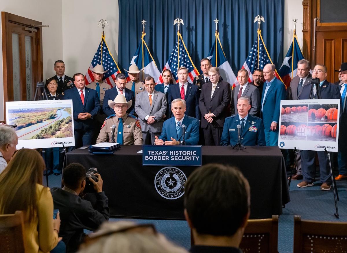 Texas to Deploy Chain of Buoys Across Rio Grande to Deter Illegal Immigrant Crossings