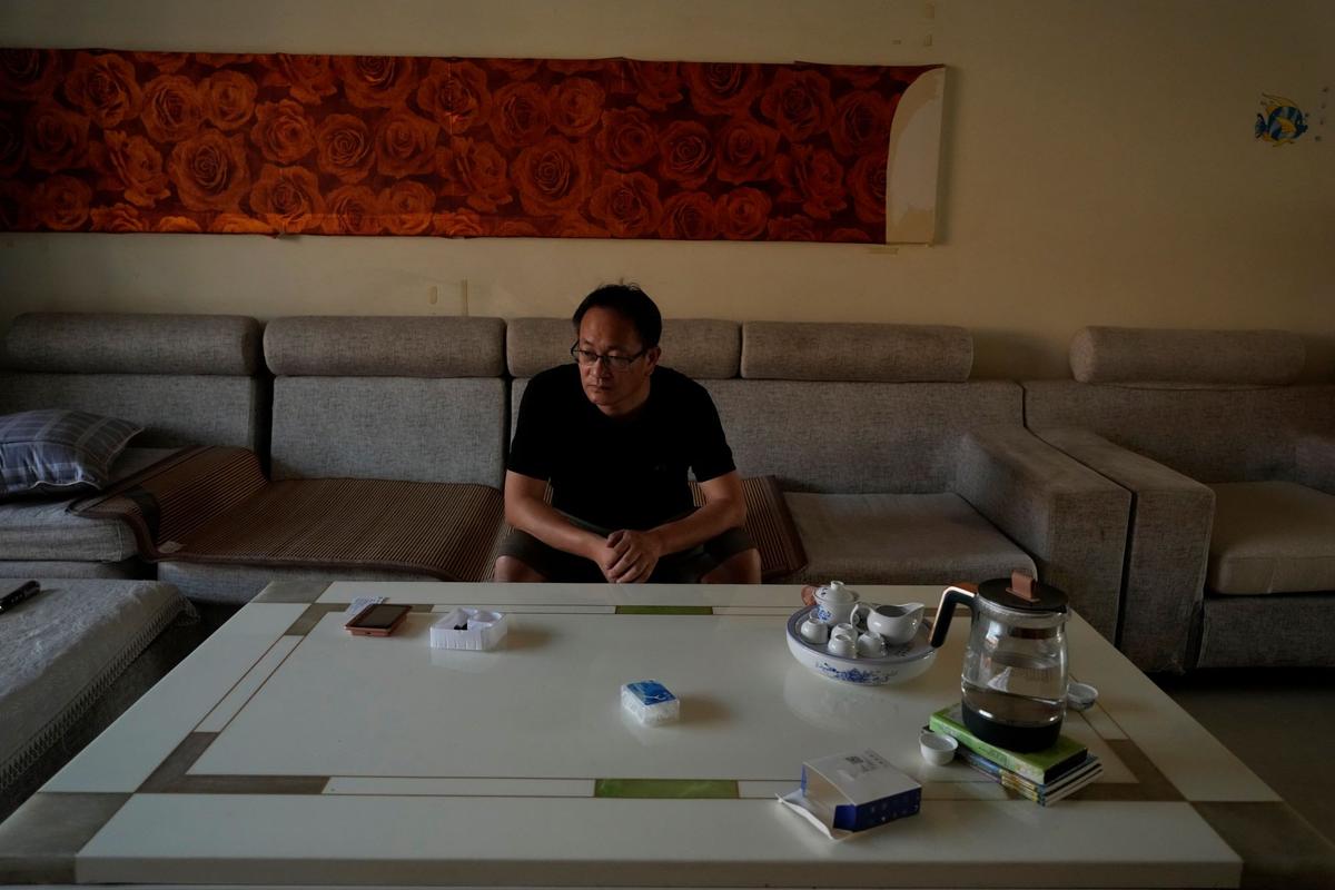 Chinese Human Rights Lawyer Chased out of 13 Homes in 2 Months as Pressure Rises on Legal Advocates