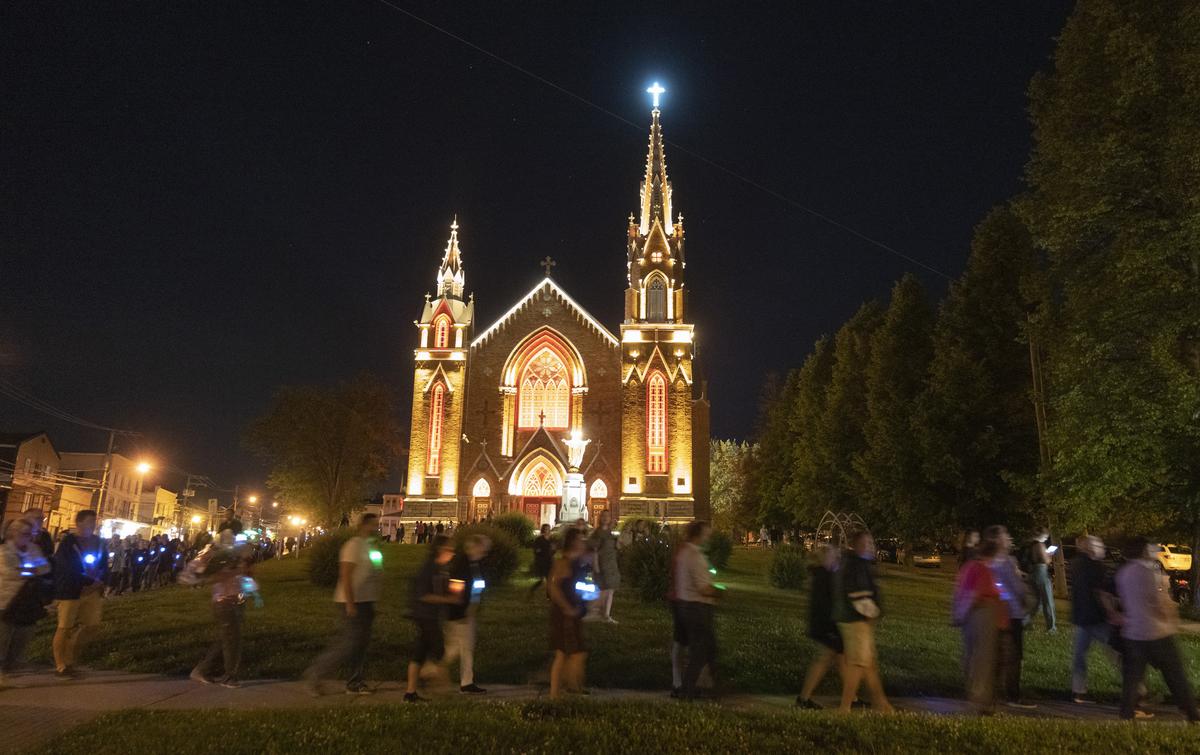 Lac-Mégantic Marks 10 Anniversary of Rail Disaster That Killed 47 People