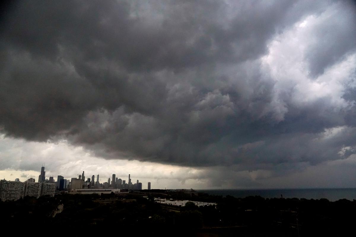 Tornado Touches Down Near Chicago’s O'Hare Airport, Disrupting Hundreds of Flights