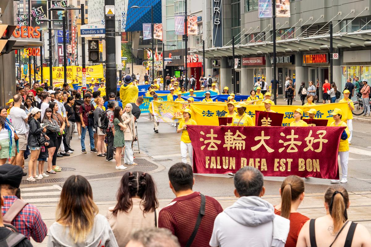 Hundreds Rally in Toronto to Call on Beijing to End Decades-Long Persecution of Falun Gong